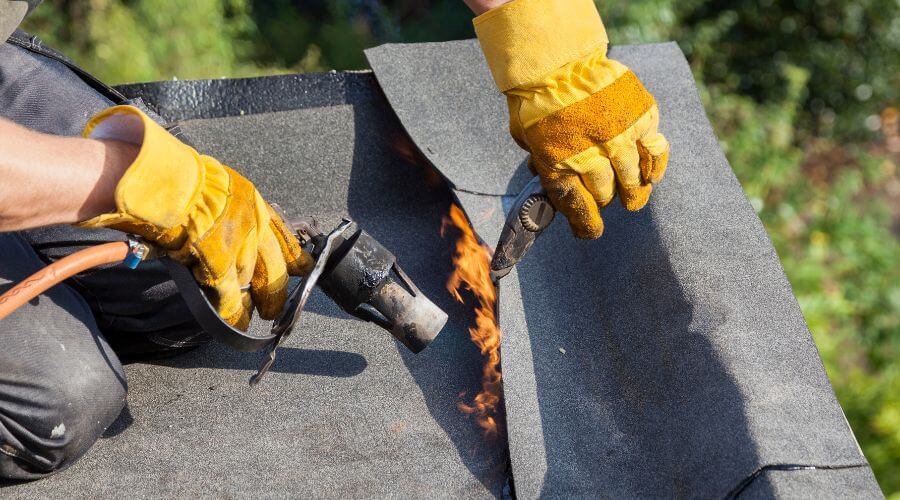 Expert Emergency Roof Repairs services in Oldsmar, FL